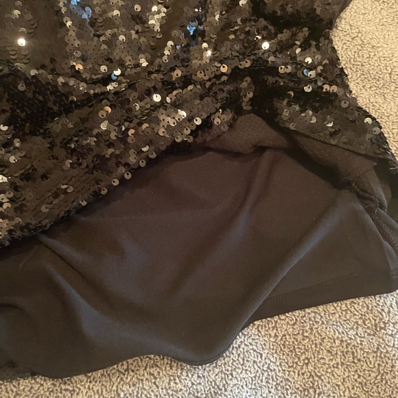 Michael Michael Kors Sequin T- Shirt - Picture 6 of 9